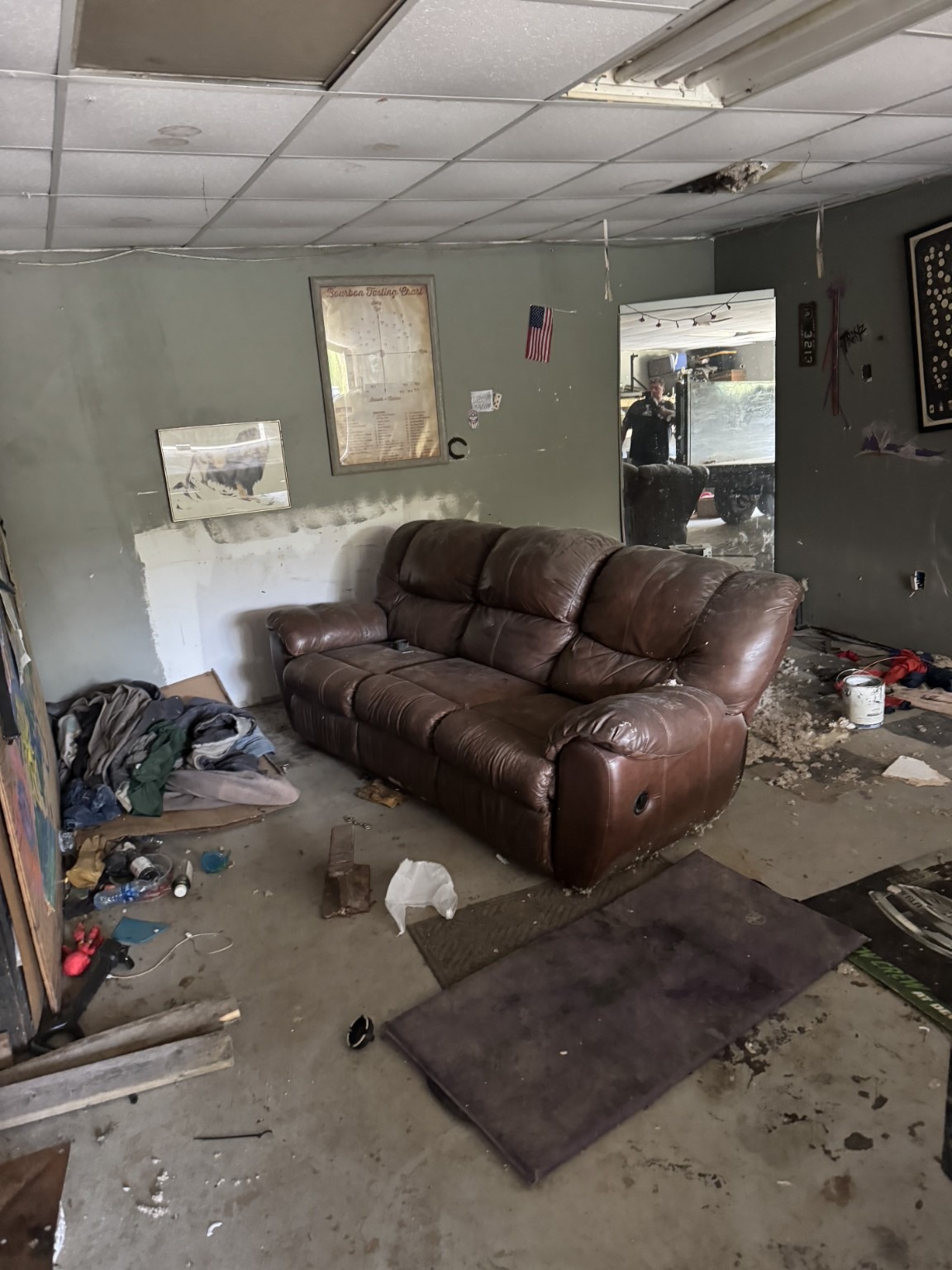House clean out before photo